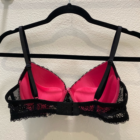 French Affair padded push up bra with pink and black lace - Picture 2 of 7